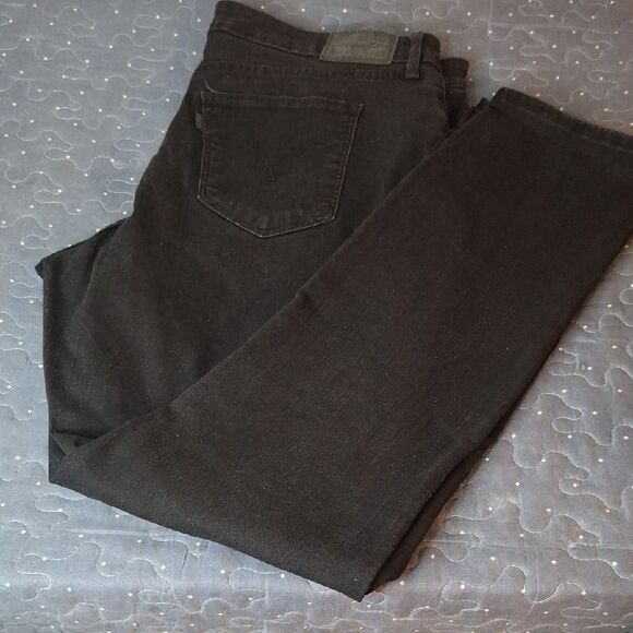 Levi's Women's Black Classic mid rise skinny Jeans size 34 - Picture 1 of 5